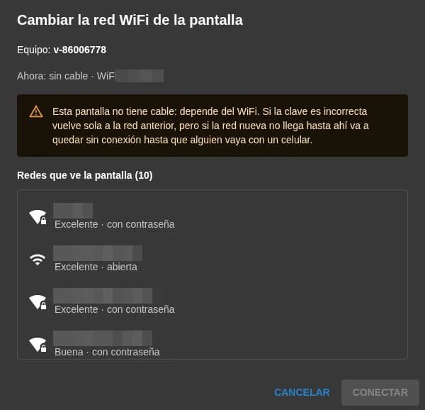 Diálogo Cambiar la red WiFi de la pantalla: el equipo, su conexión actual, un aviso de que depende del WiFi y la lista de redes que ve la pantalla con su señal